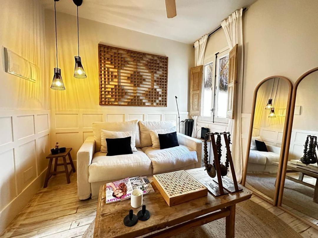 Boutique Embajadores Apartment Madrid Exterior photo